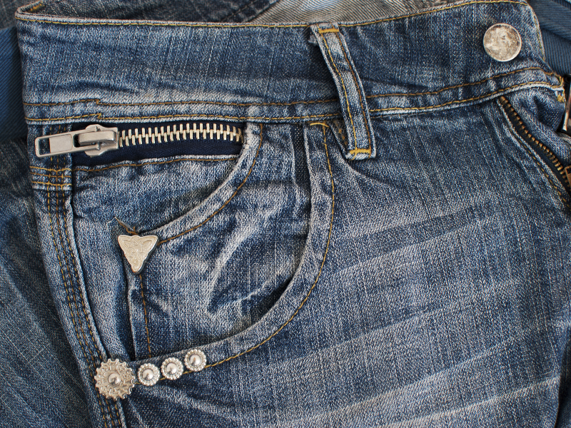 Jeans With Zipper And Rivets Texture